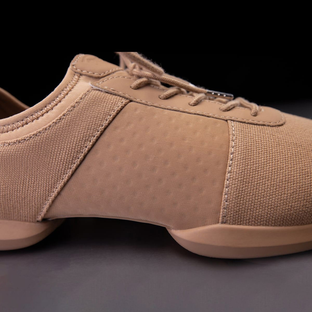 Fuego Unisex Split-Sole Dance Sneakers Latte