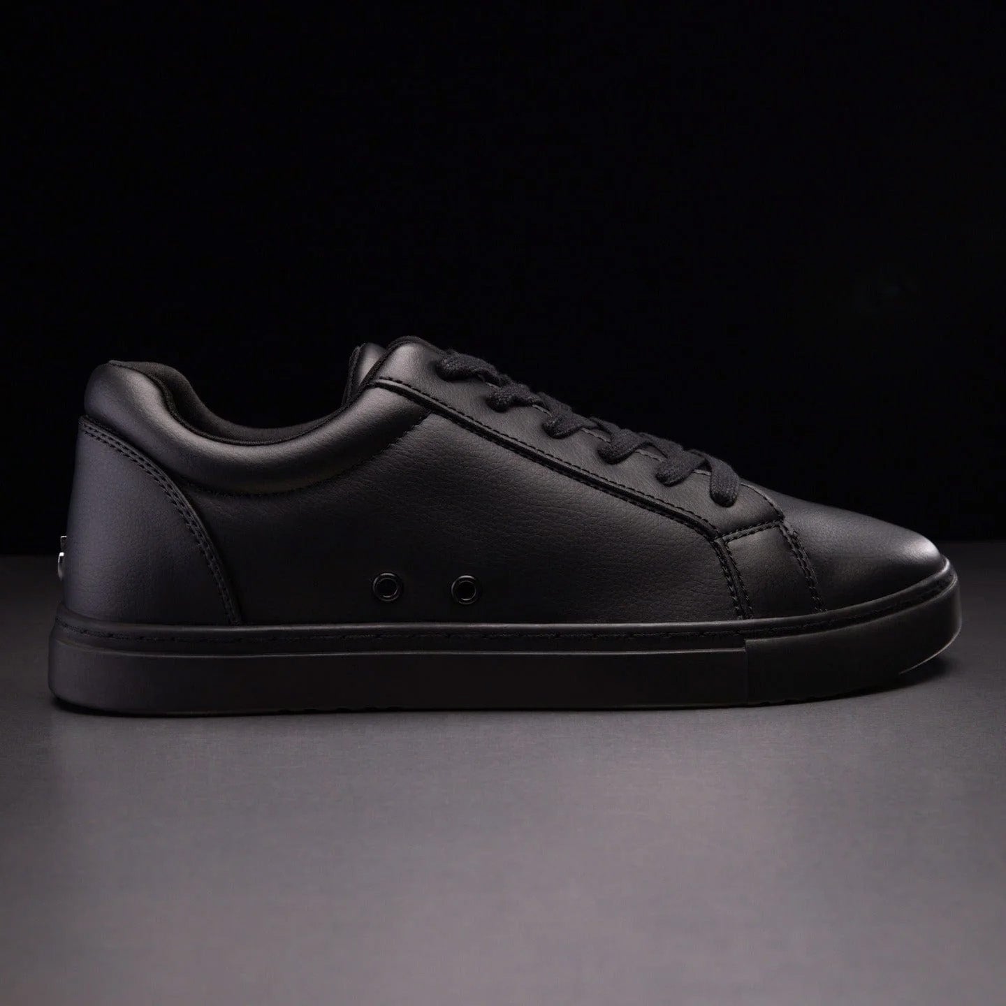 Fuego Unisex Low-Top Dance Sneakers All-Black