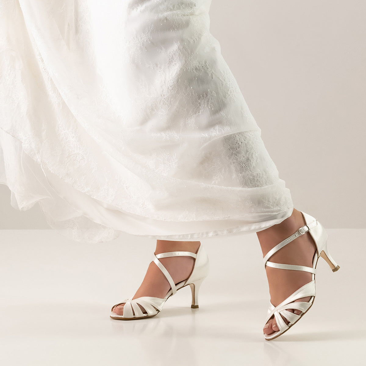 Nueva Epoca Bridal Shoes Paris LS