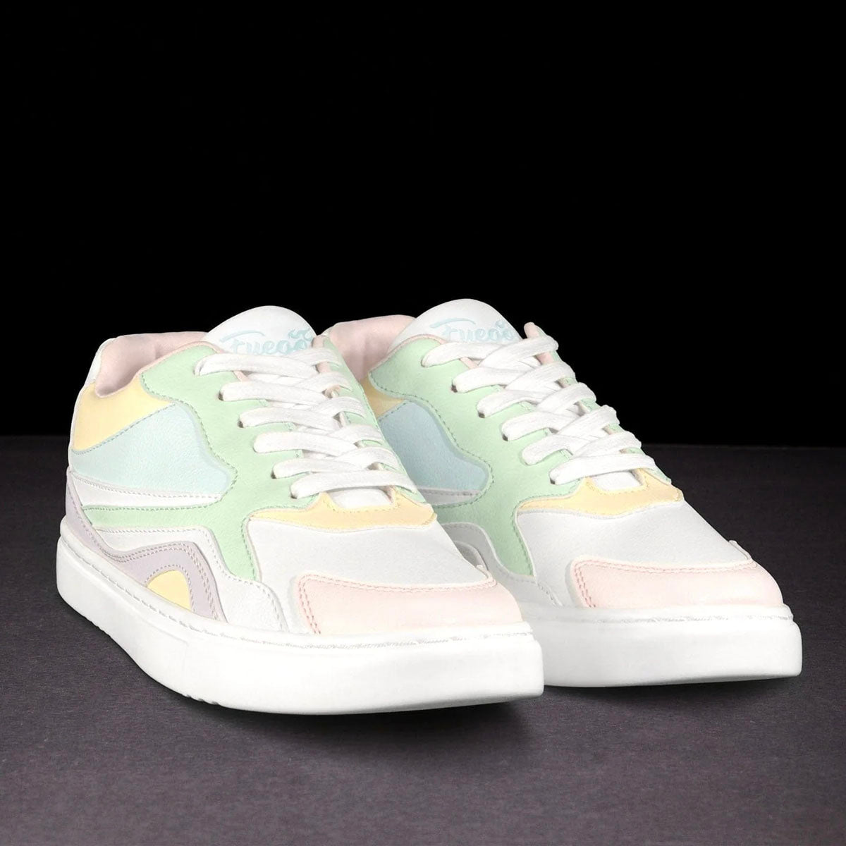 Fuego Unisex Low-Top Dance Sneakers Pastel